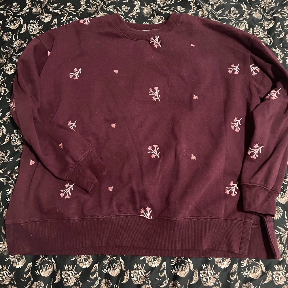 Altar’d State Crewneck Top
